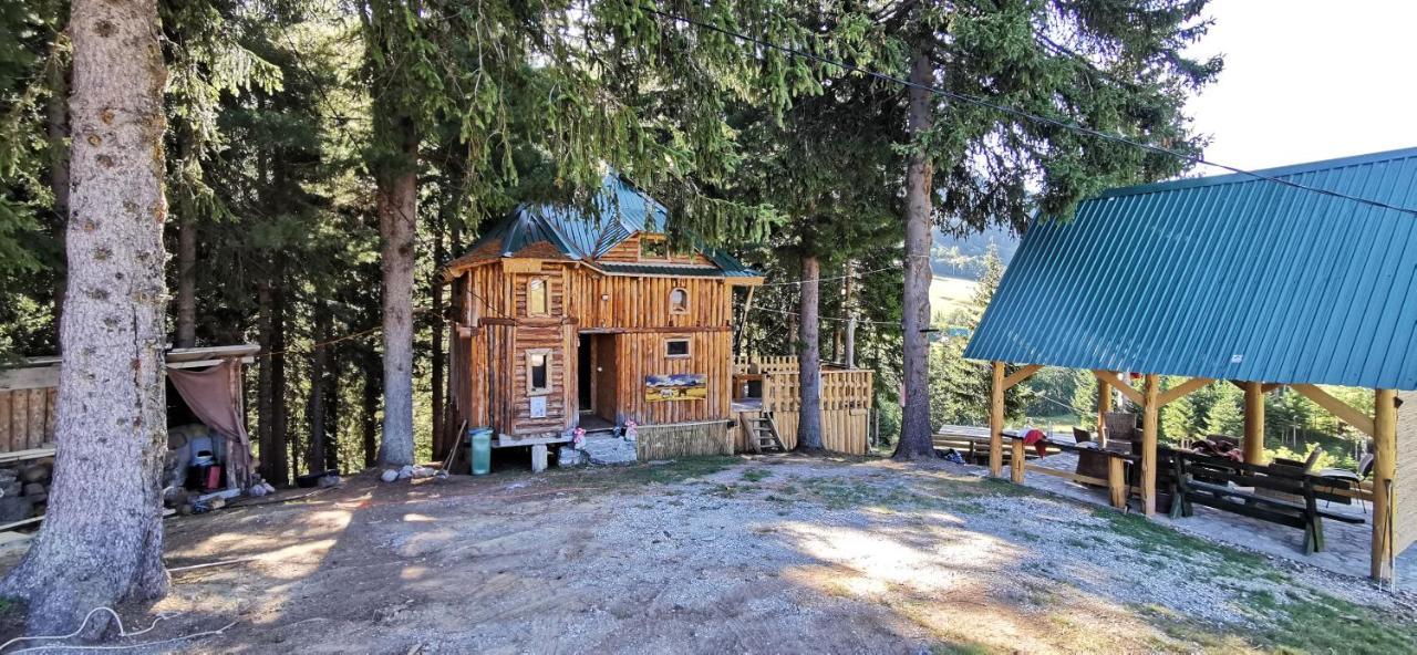 Pinetrees Lodge Плав Экстерьер фото